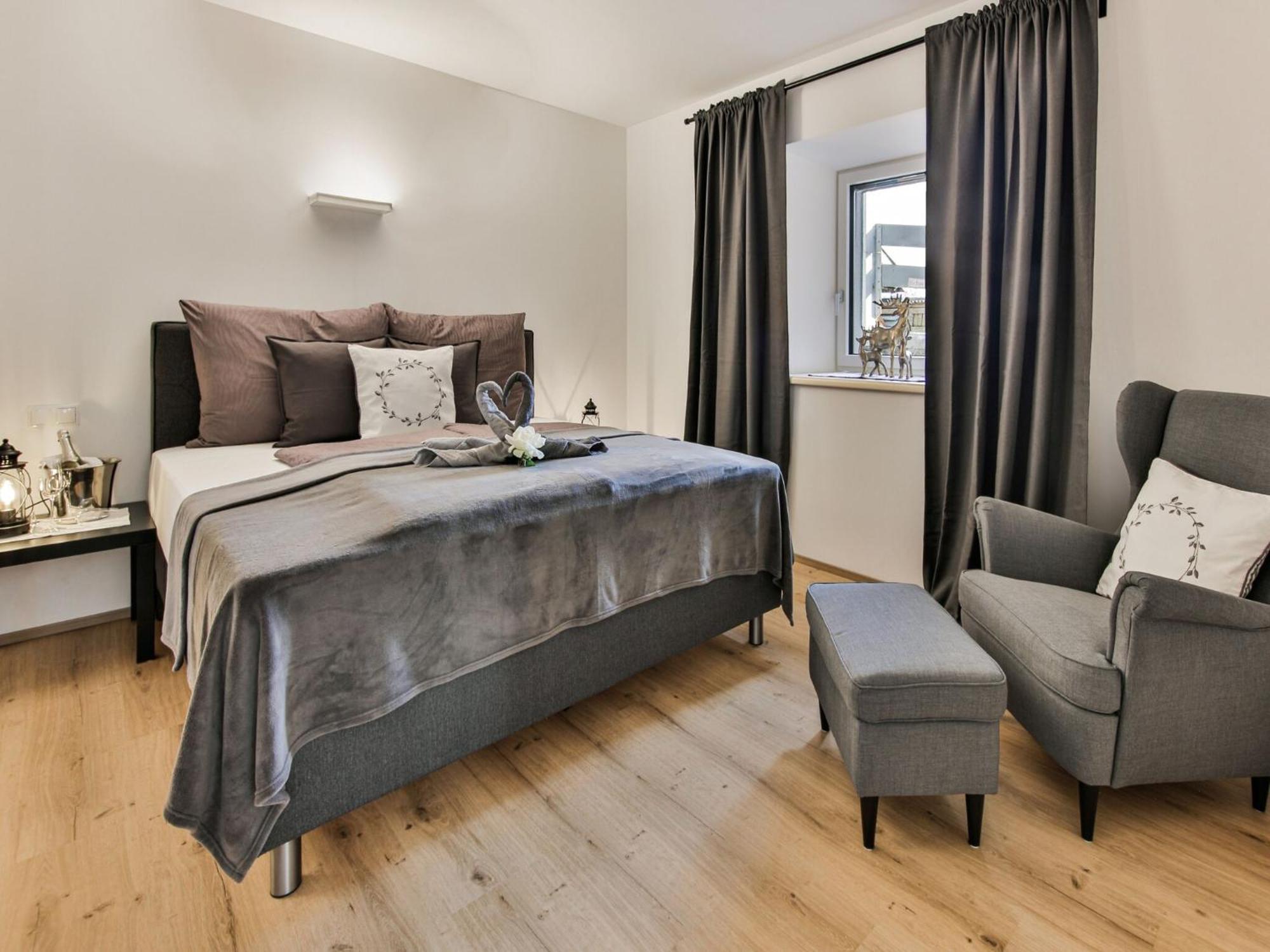 Elegant Apartment In Inzing With Terrace Экстерьер фото